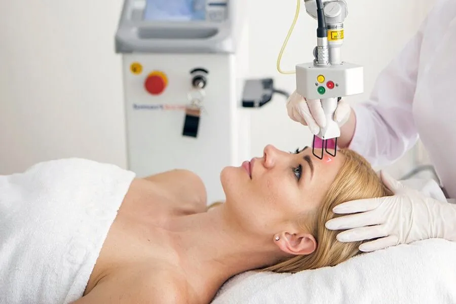 Что такое лазерная шлифовка лица